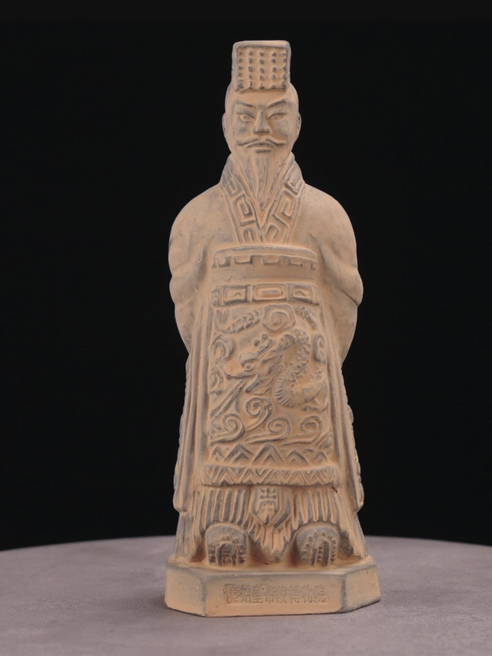 20CM Emperor - CLAYARMY -Detailed view of Clayarmy's 20CM Emperor Qin Terracotta Warrior, showcasing intricate details in yellow-brown clay.