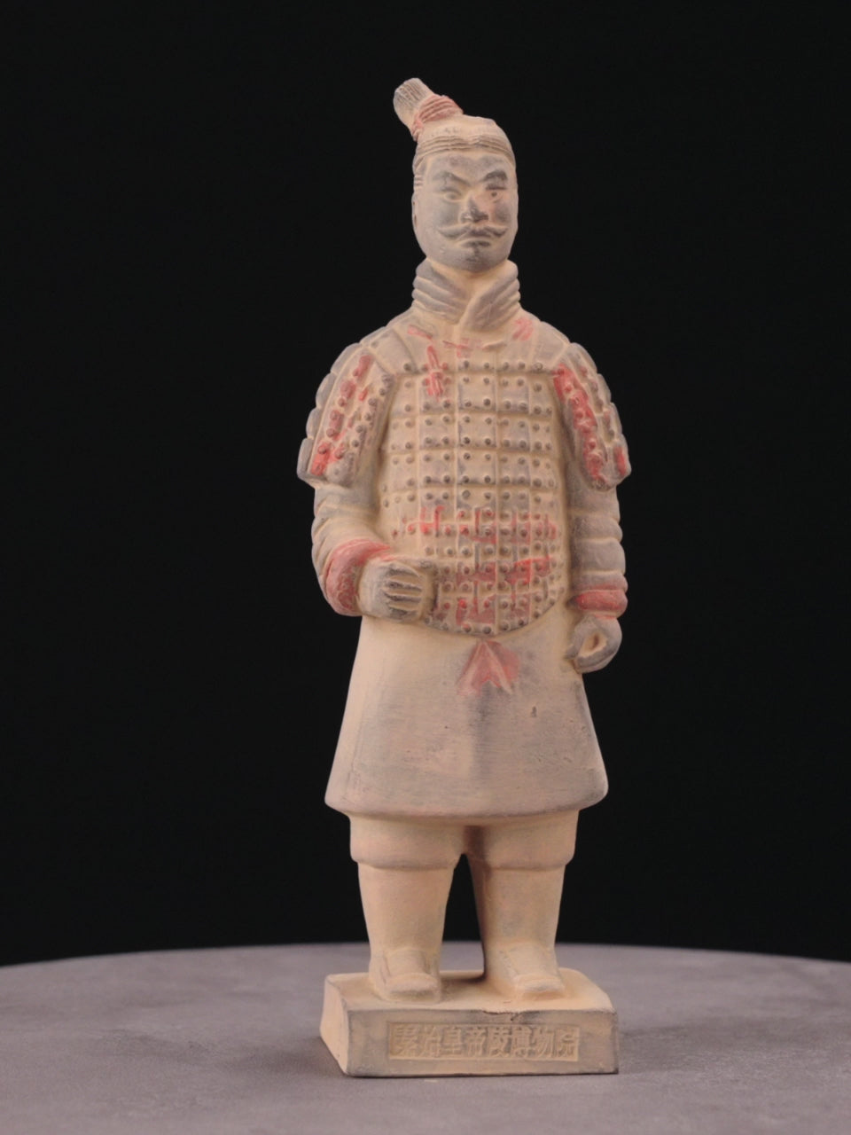 20CM Painted Soldier - CLAYARMY-20CM Painted Soldier Figurine Close-up