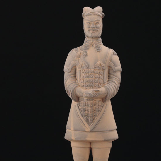 35CM General - CLAYARMY-Focused Wisdom: Close-up of the 35CM General's face, showcasing focused sculpting that communicates the wisdom and determination of a seasoned leader.