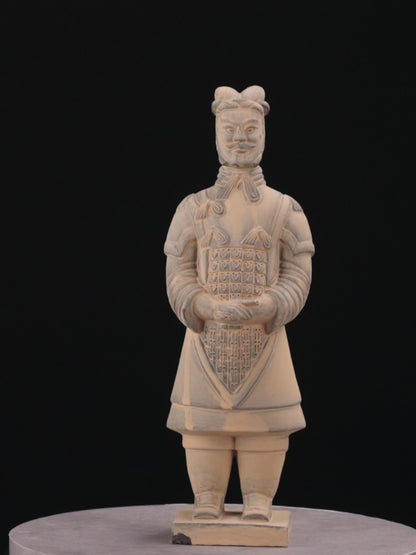 35CM General - CLAYARMY-Focused Wisdom: Close-up of the 35CM General's face, showcasing focused sculpting that communicates the wisdom and determination of a seasoned leader.