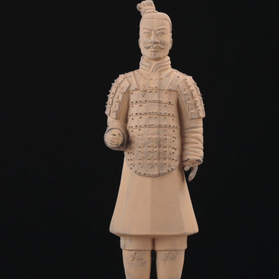 35CM Soldier - CLAYARMY-35CM Terracotta Soldier Figurine Close-up